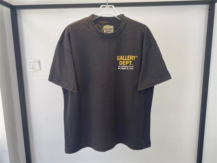 Gallery Department , Vintage Cars Cali T-shirt